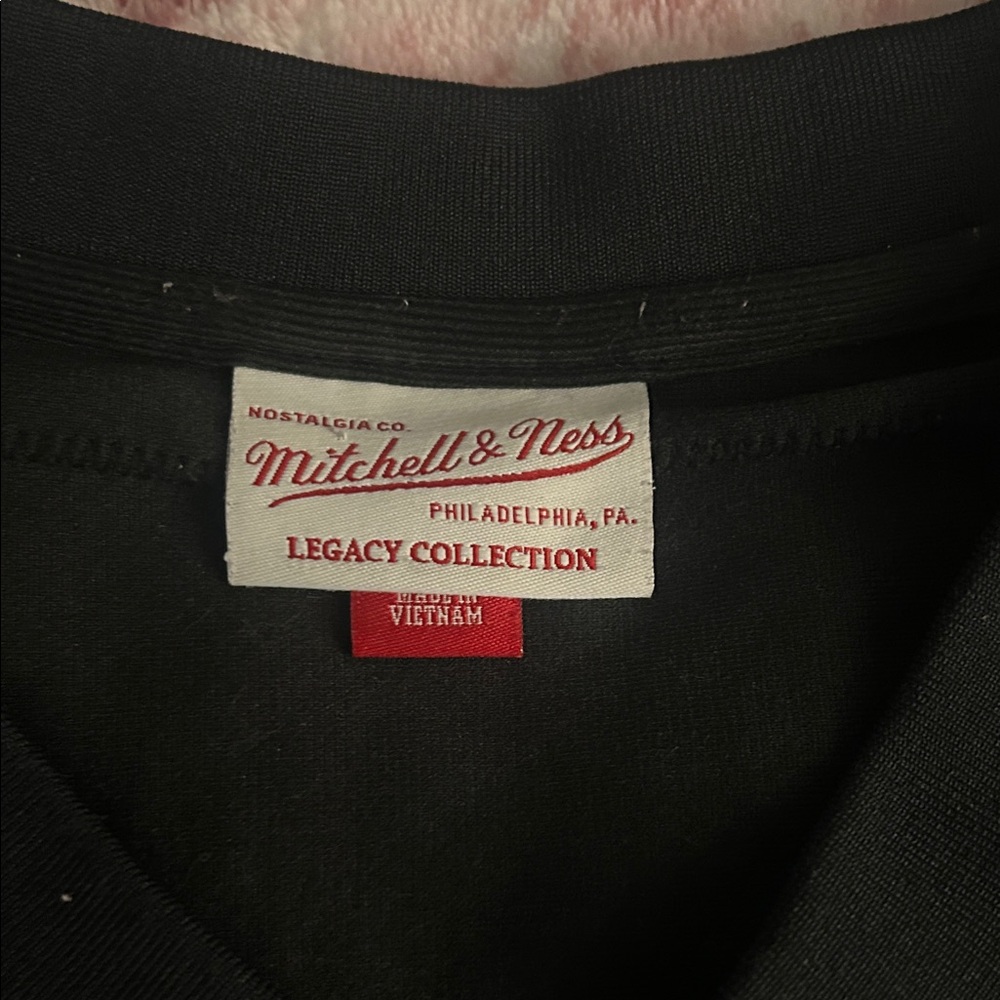 Mitchell & Ness Black Throwback Jersey - image 3